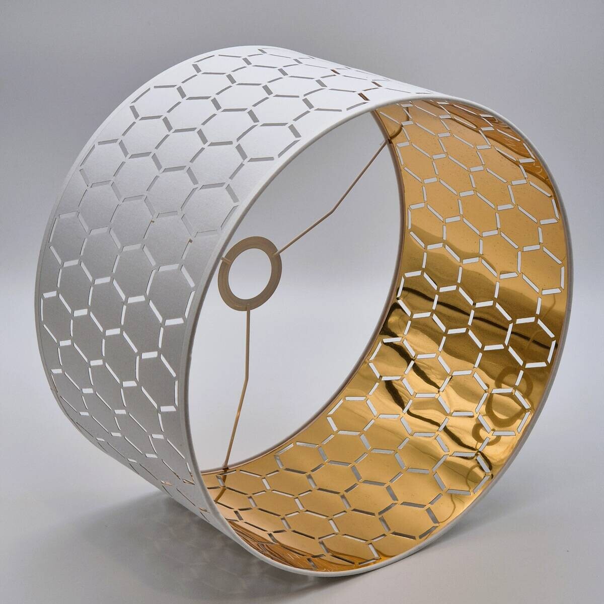 Lamkur Pendelleuchte weiß Holz B/H/L: ca. 37x23x37 cm E27 1 Brennstellen